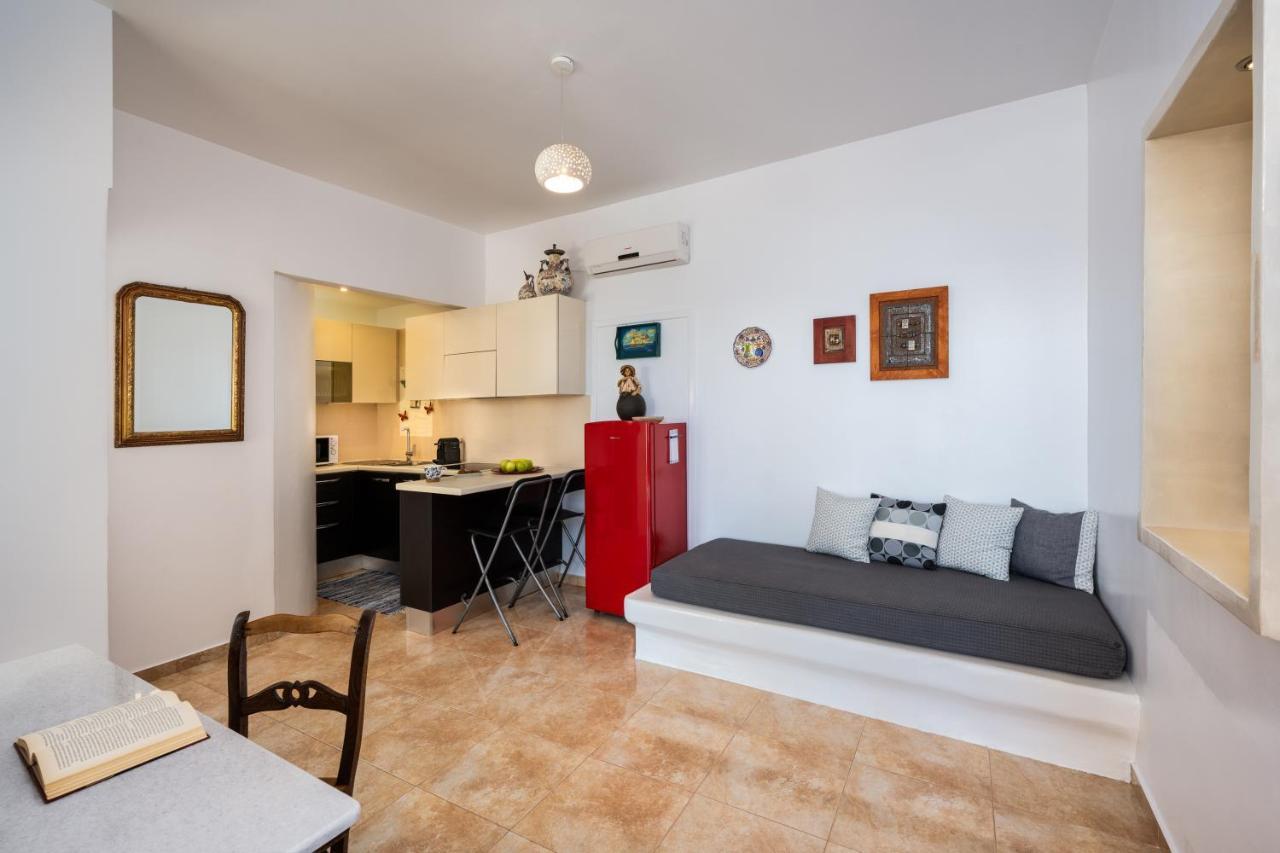 Kamári Moschatos Beach House מראה חיצוני תמונה