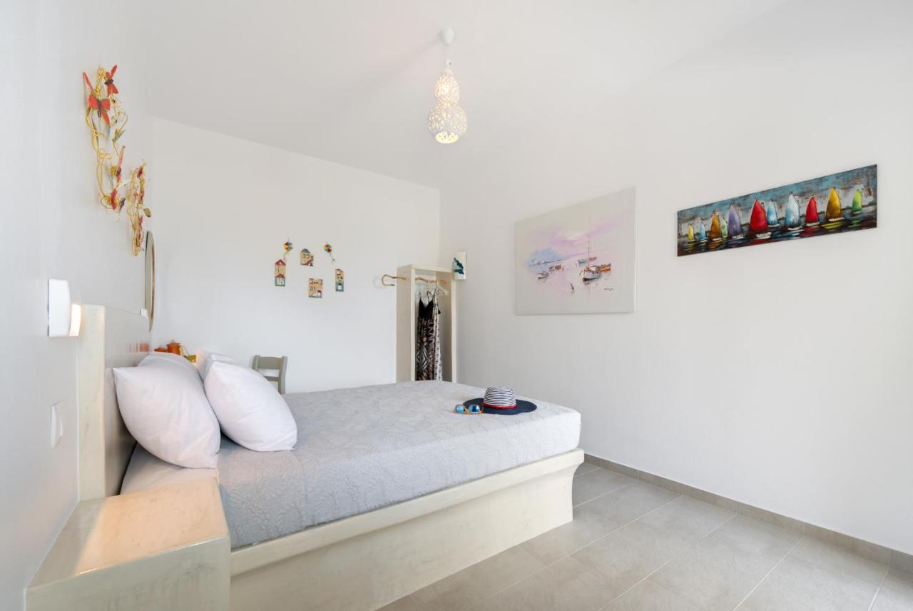 Kamári Moschatos Beach House מראה חיצוני תמונה