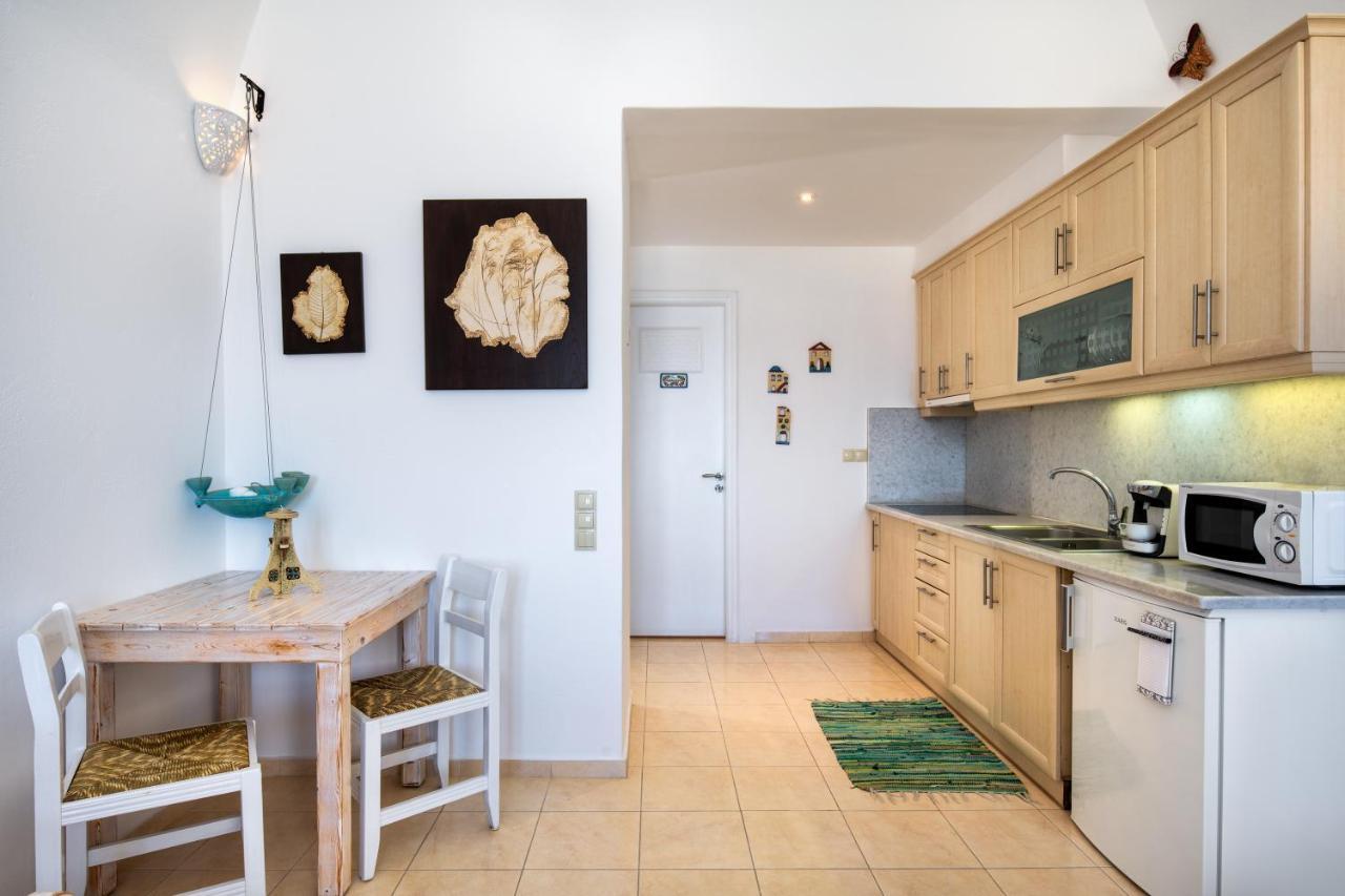 Kamári Moschatos Beach House מראה חיצוני תמונה