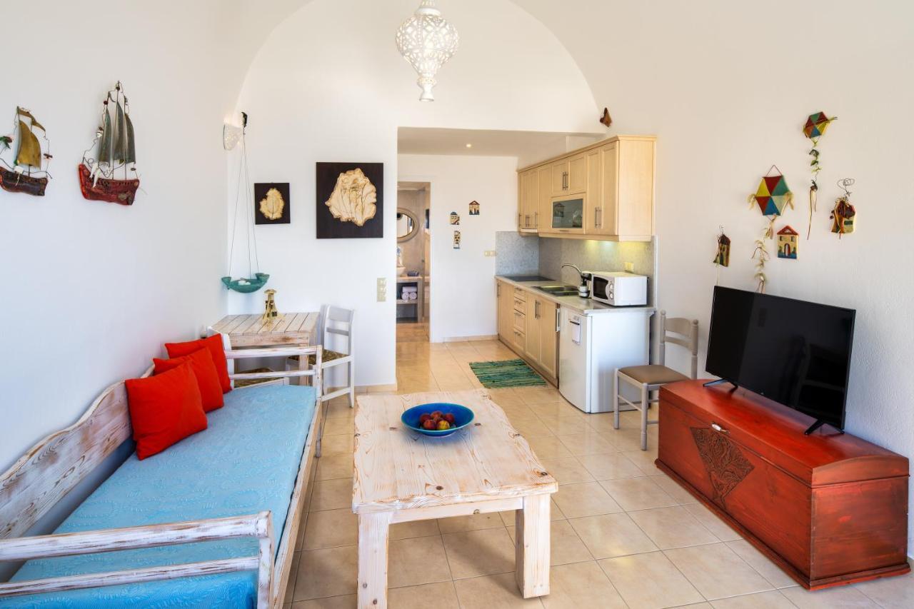 Kamári Moschatos Beach House מראה חיצוני תמונה