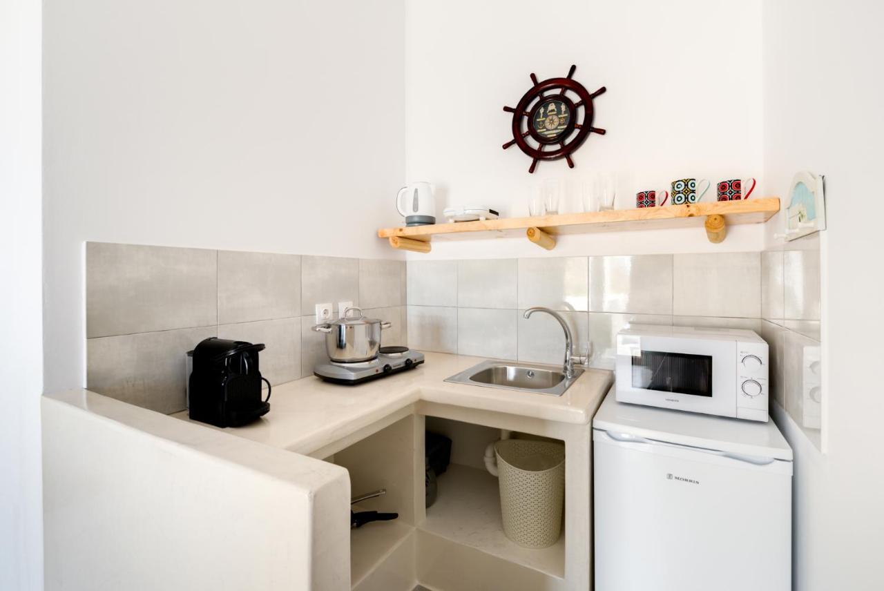 Kamári Moschatos Beach House מראה חיצוני תמונה
