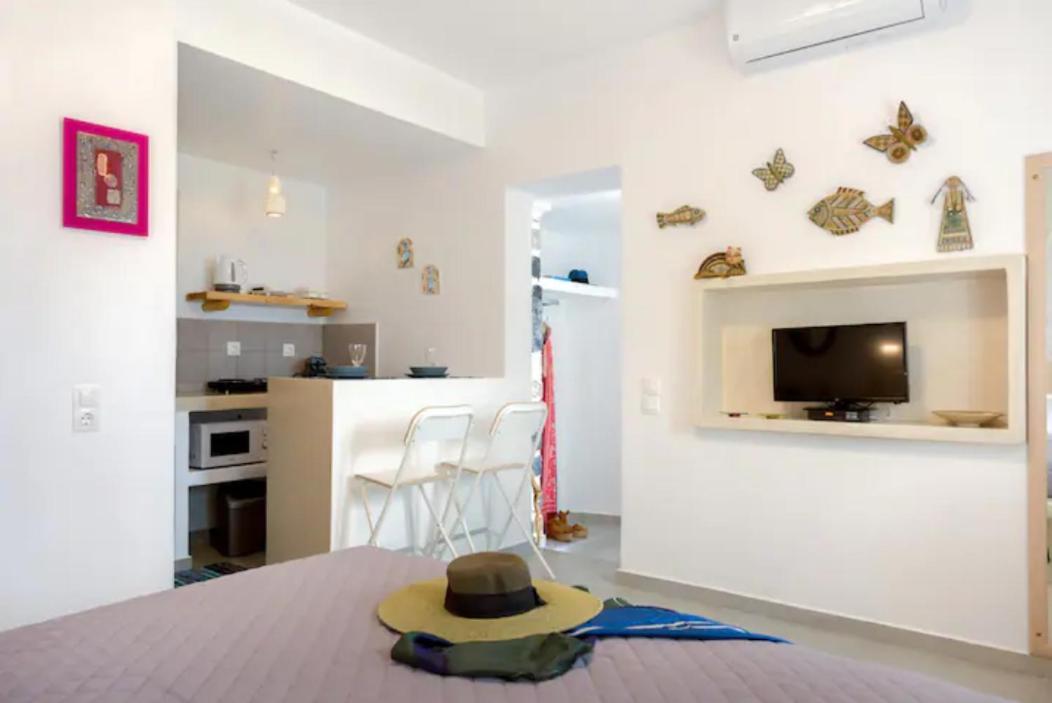 Kamári Moschatos Beach House מראה חיצוני תמונה